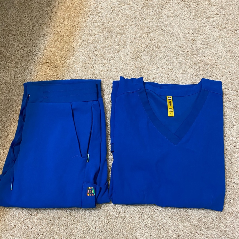 WonderWink Royal Blue Scrub Set